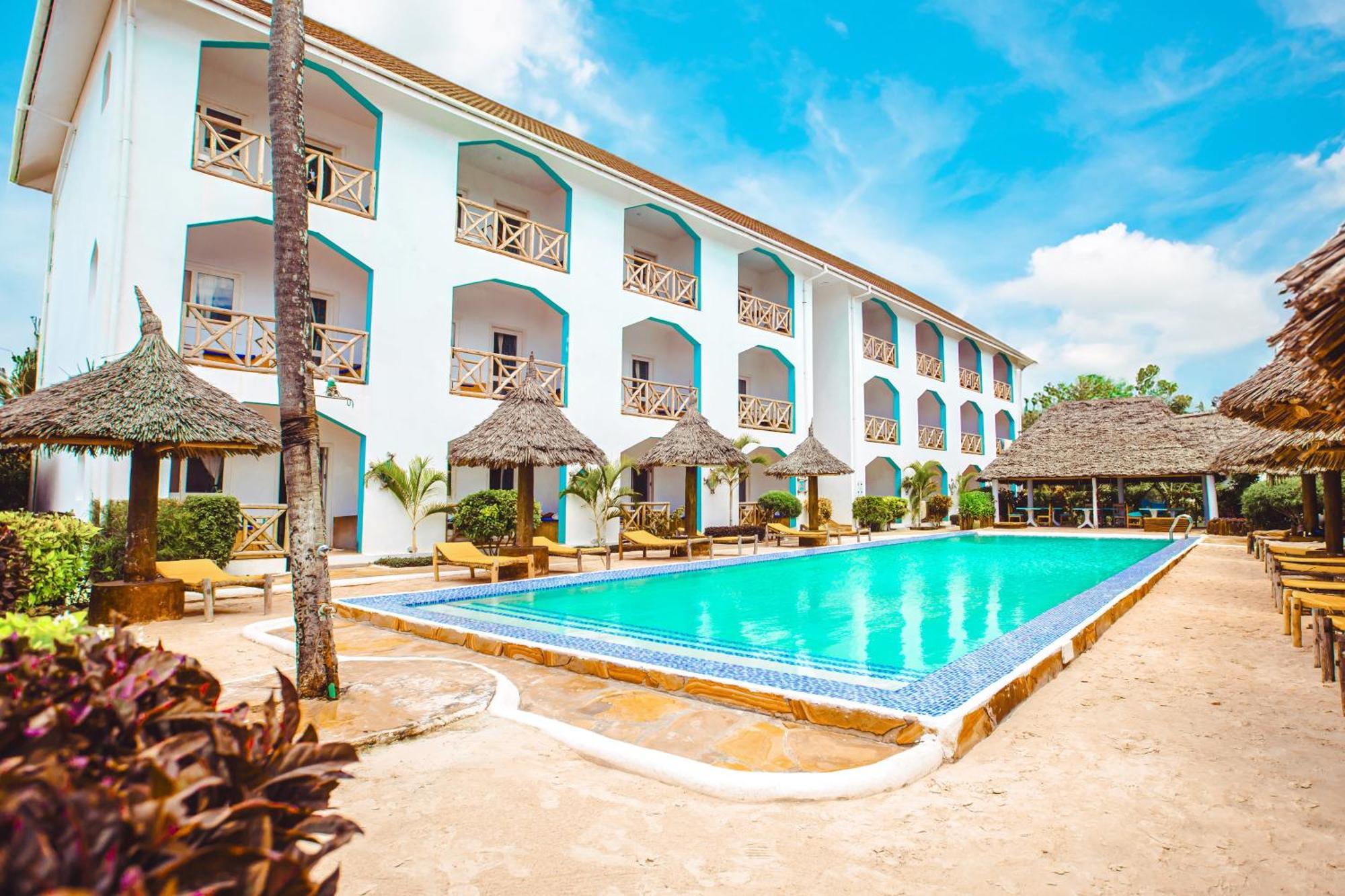 Ahg Sun Bay Mlilile Beach Hotel Matemwe  Exteriör bild